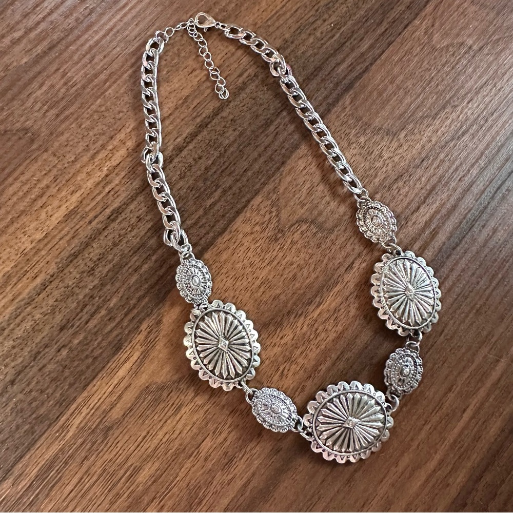 Boutique by BKE Western Glitz Statement Necklace